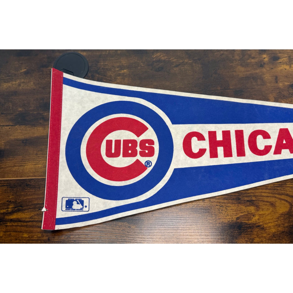 Chicago Cubs MLB Vintage Felt Pennant Logo Sports Memorabilia 30 inches