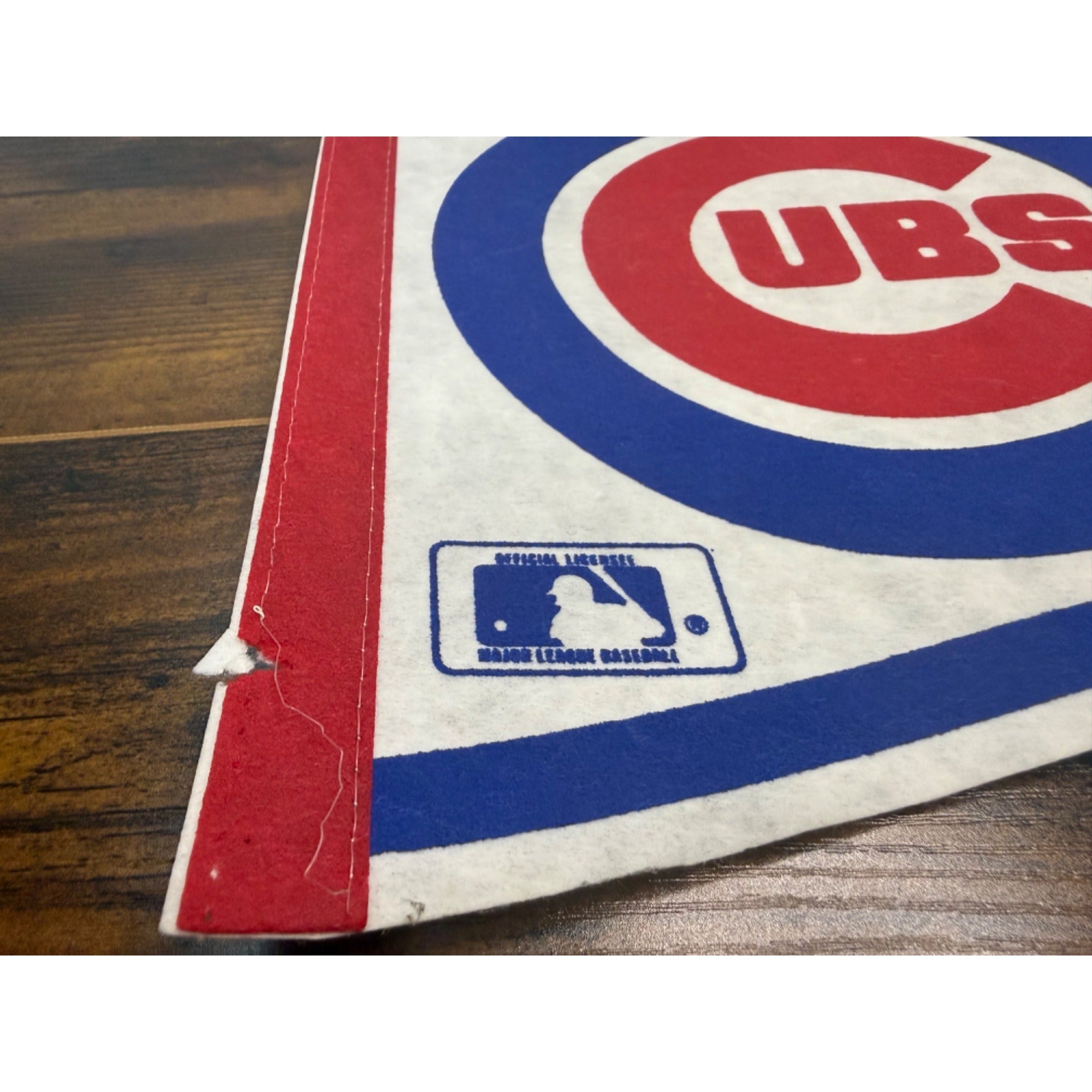 Chicago Cubs MLB Vintage Felt Pennant Logo Sports Memorabilia 30 inches