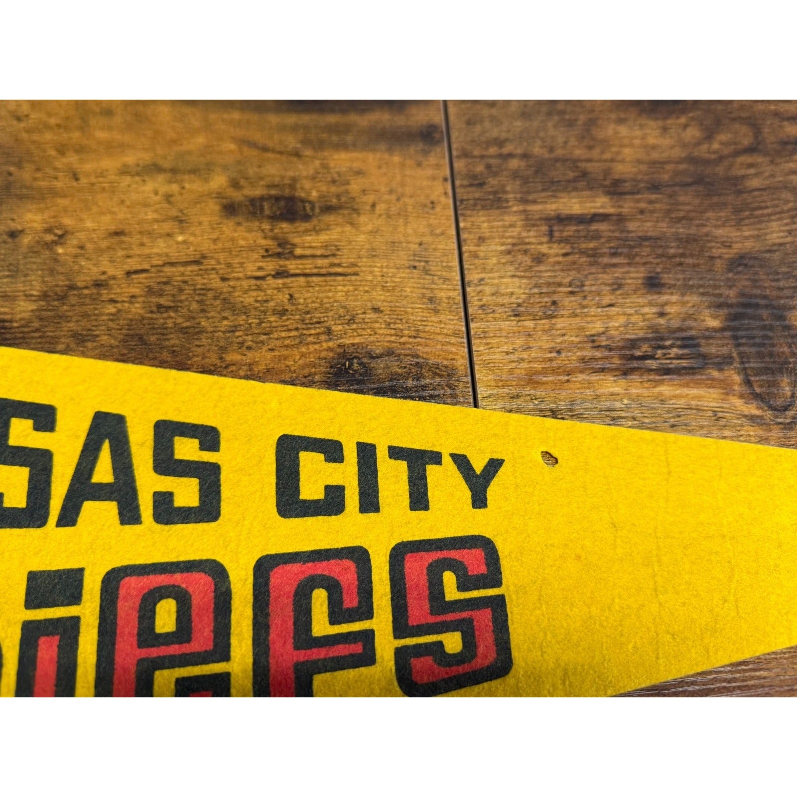 Vintage NFL Kansas City Chiefs pennant single bar helmet