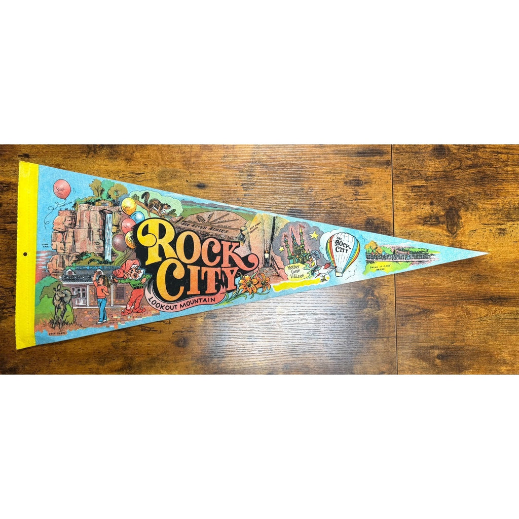 Vintage Rock City, Lookout Mtn. pennant