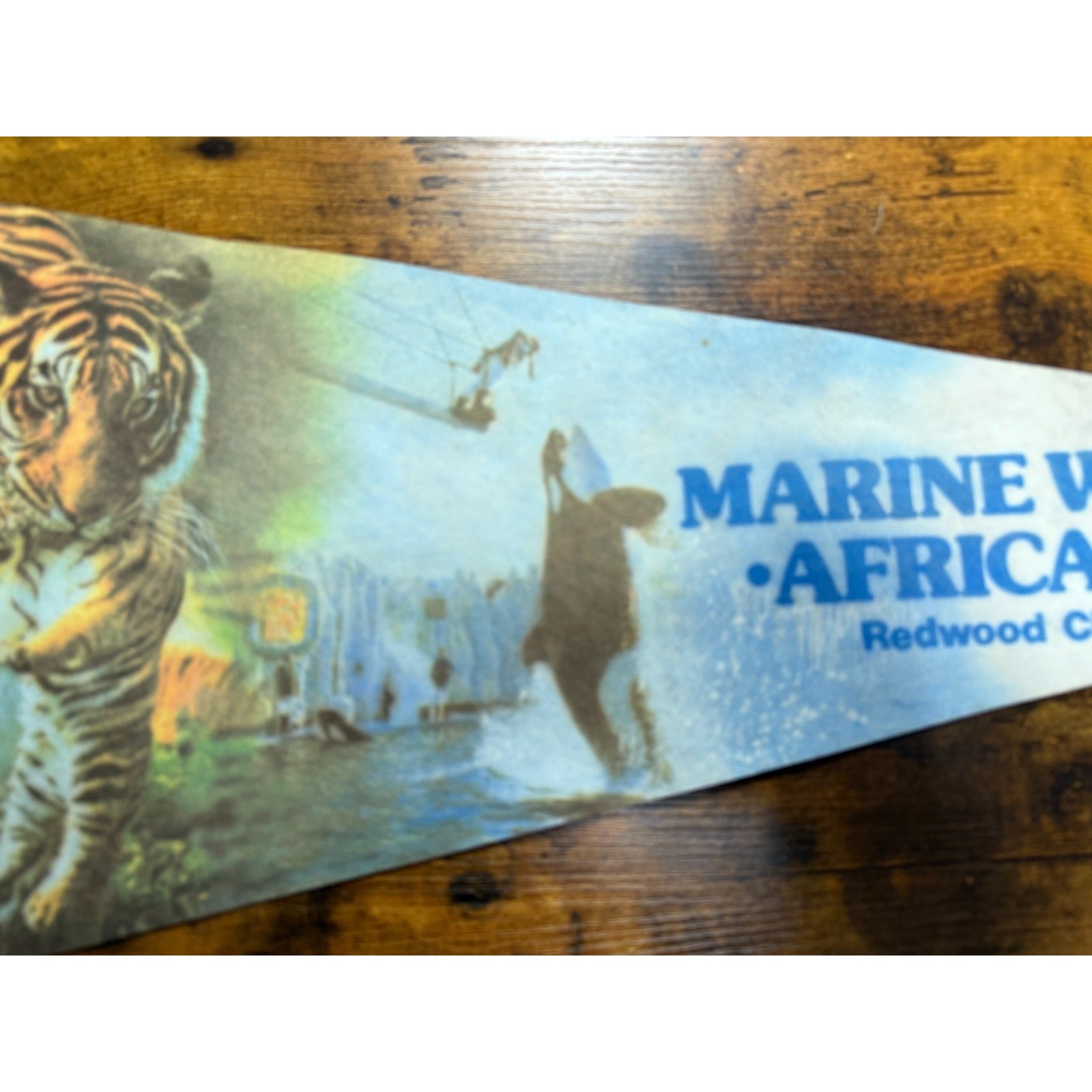Vintage Marine World Africa, USA Redwood City, California pennant