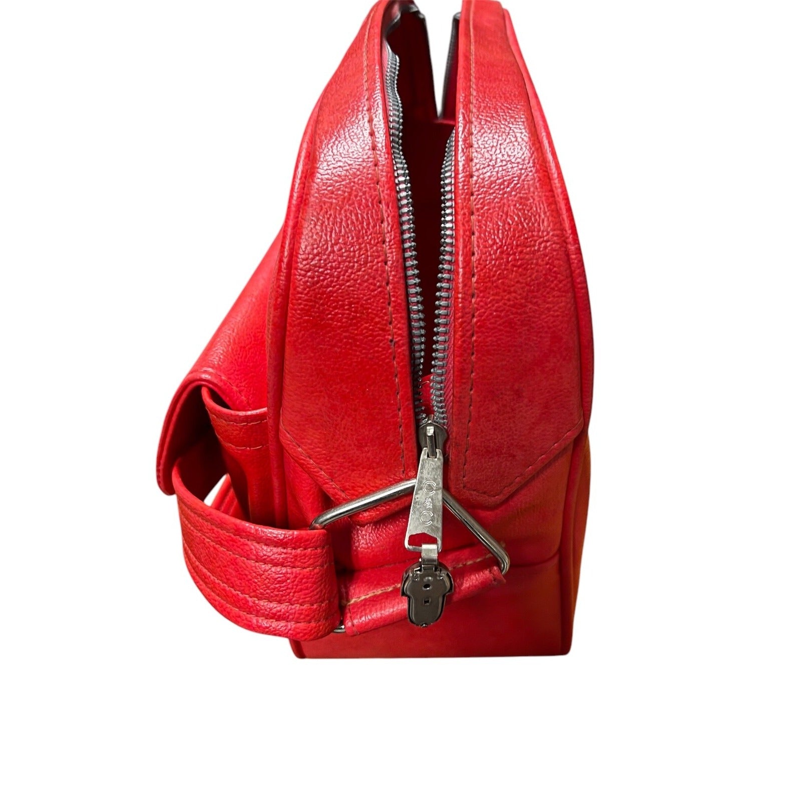 Vintage 1970's Red Samsonite Silhouette carry on zipper bag with lock and key