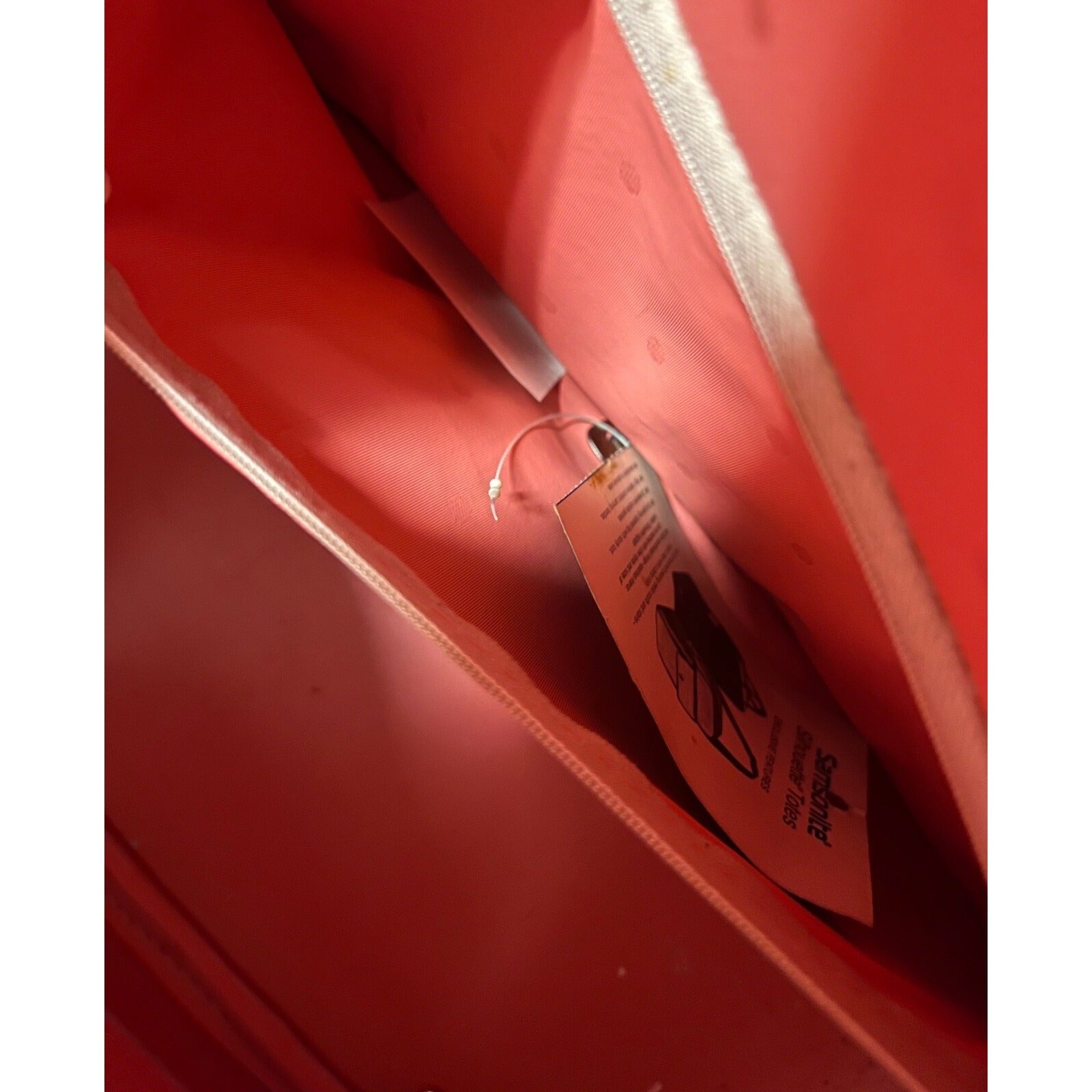 Vintage 1970's Red Samsonite Silhouette carry on zipper bag with lock and key