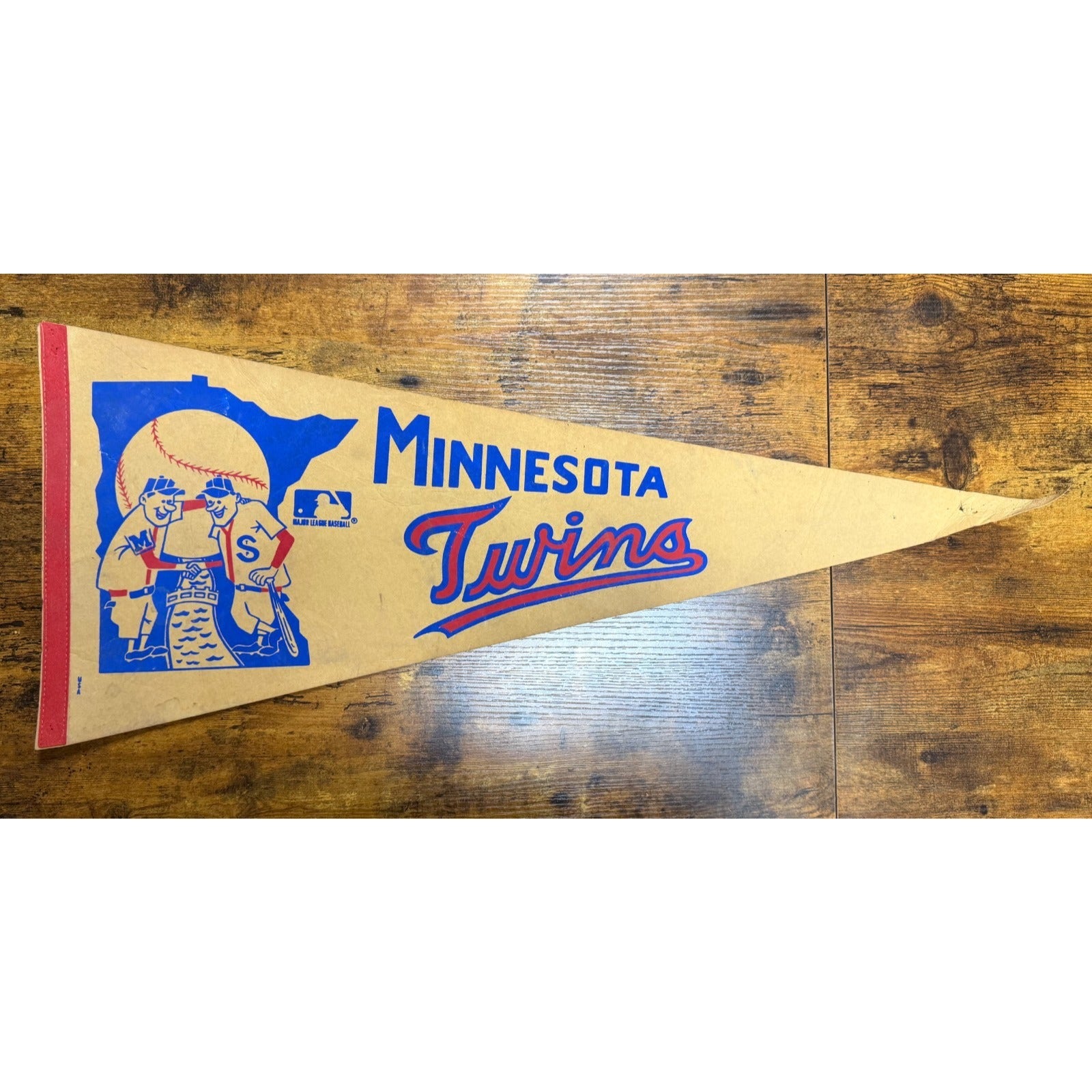 Vintage MLB Minnesota Twins pennant