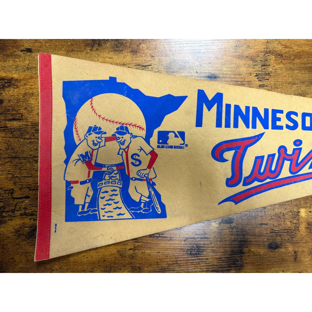 Vintage MLB Minnesota Twins pennant