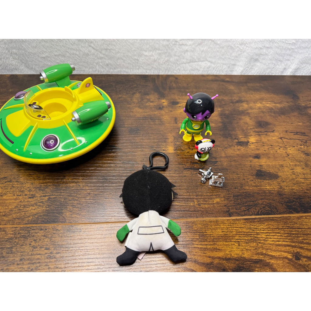 Ryans World Alien Spaceship Playset With Figures & Accessories