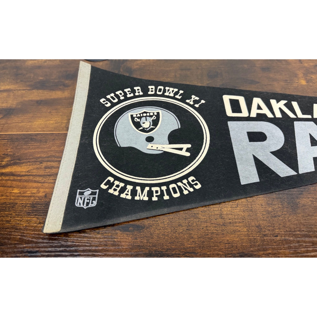 Oakland Raiders Super Bowl XI Champions Collectible Felt Pennant NFL Memorabilia