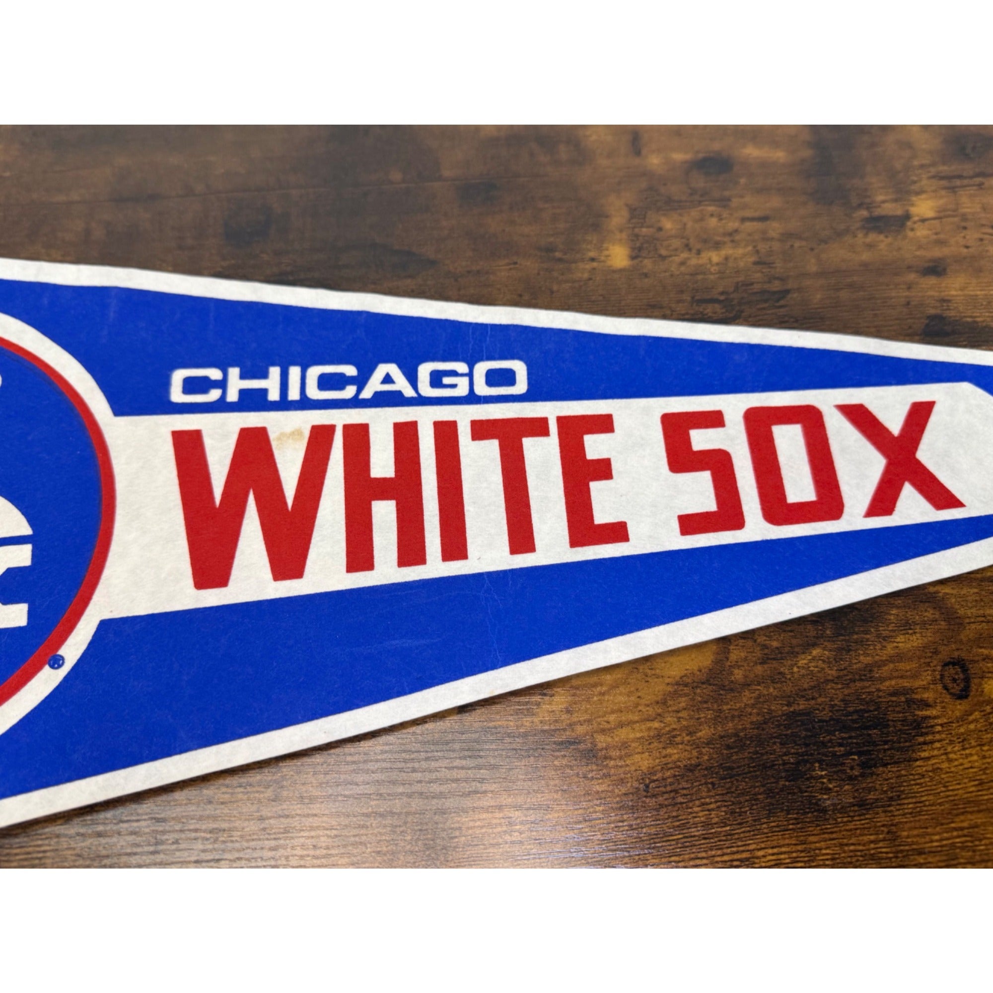 Vintage MLB Chicago White Sox MLB Felt Pennant Baseball Memorabilia 30 inches