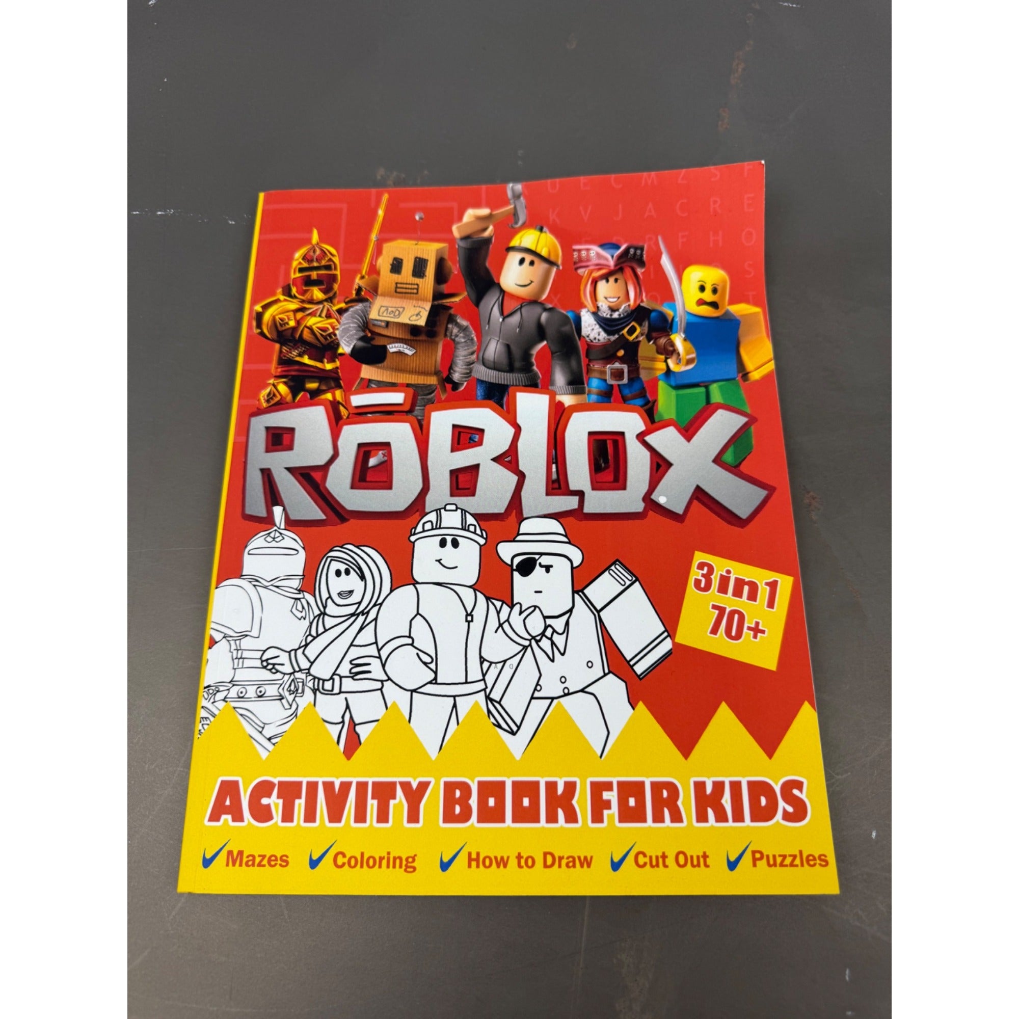 Roblox 3-In-1 Activity Book For Kids With Mazes Coloring Puzzles & Drawing Games 70+ Pages Paperback