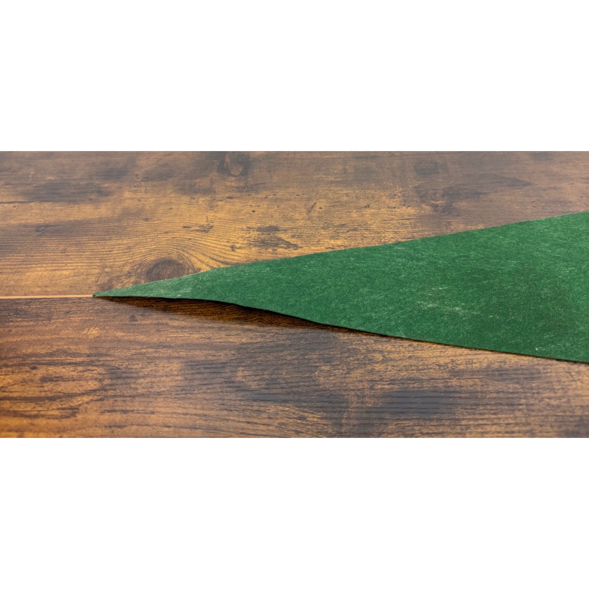 Green Bay Packers NFL Vintage Felt Pennant With Helmet Logo - Sports Memorabilia