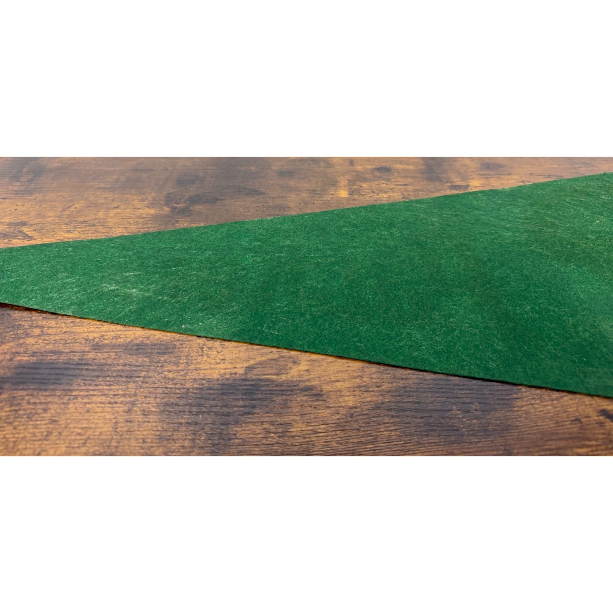 Green Bay Packers NFL Vintage Felt Pennant With Helmet Logo - Sports Memorabilia