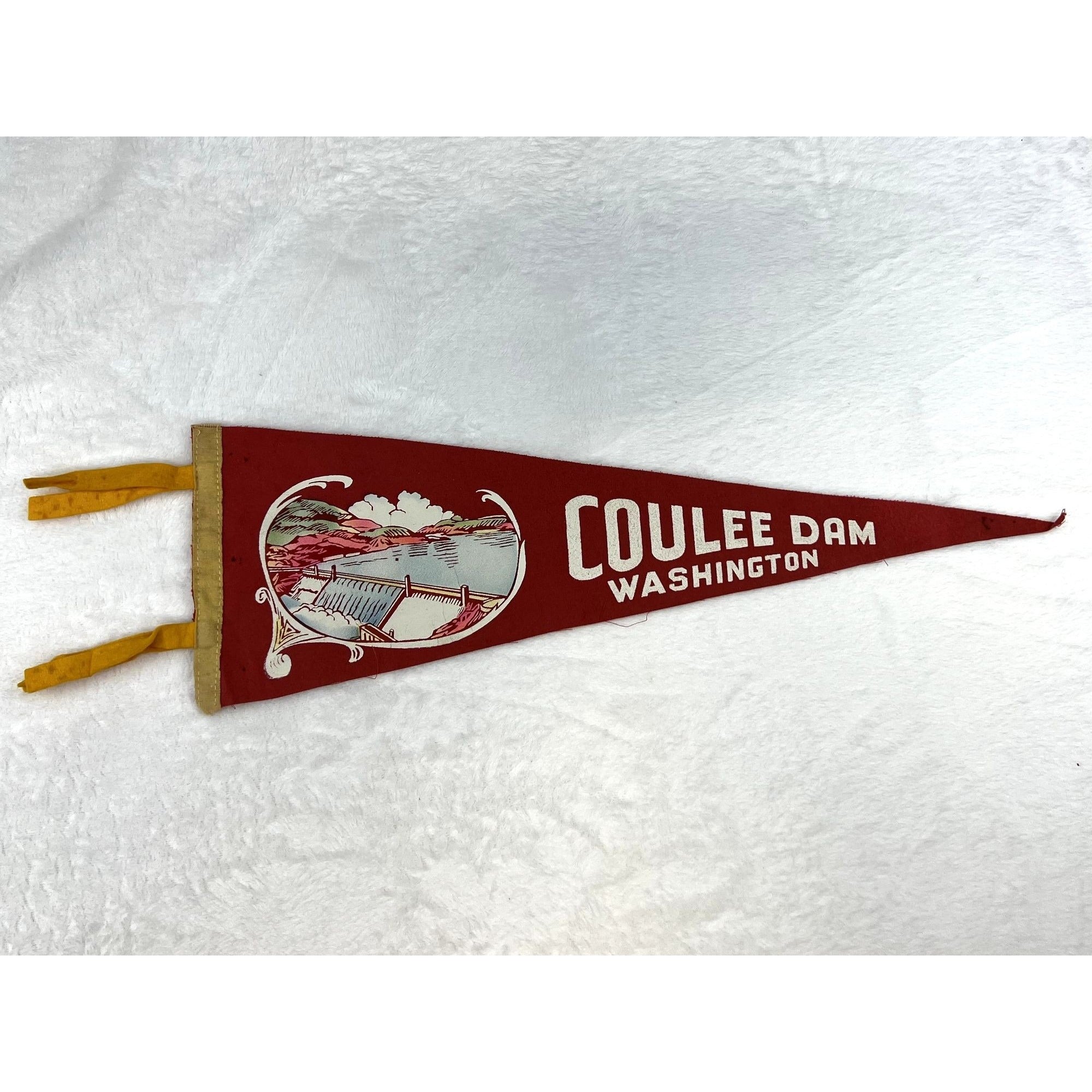 Vintage Coulee Dam Washington pennant