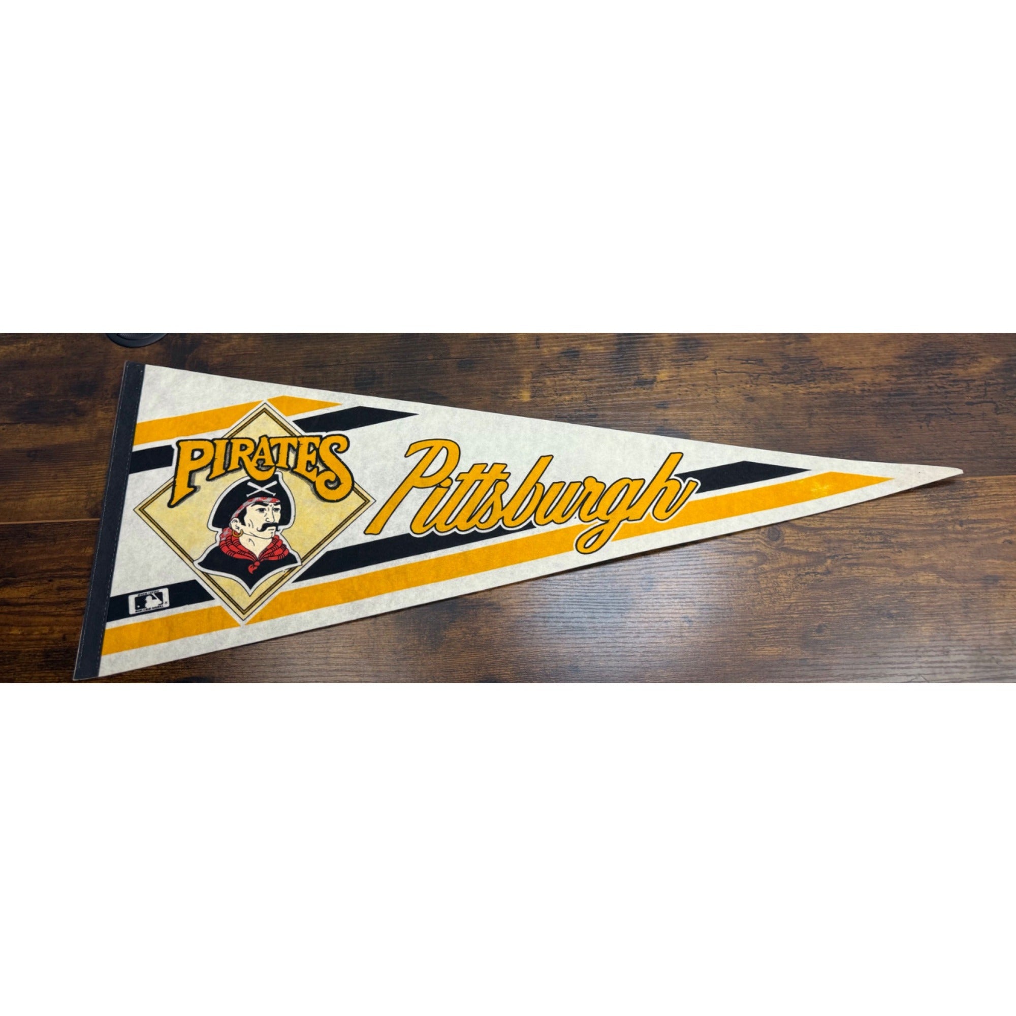 Vintage Pittsburgh Pirates MLB Felt Pennant Logo & Bold Graphics 29.5 inches