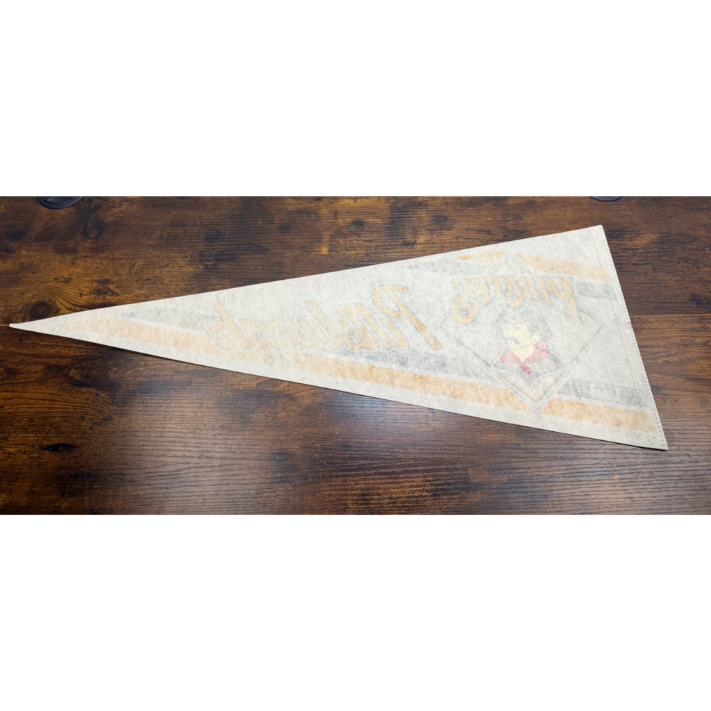 Vintage Pittsburgh Pirates MLB Felt Pennant Logo & Bold Graphics 29.5 inches