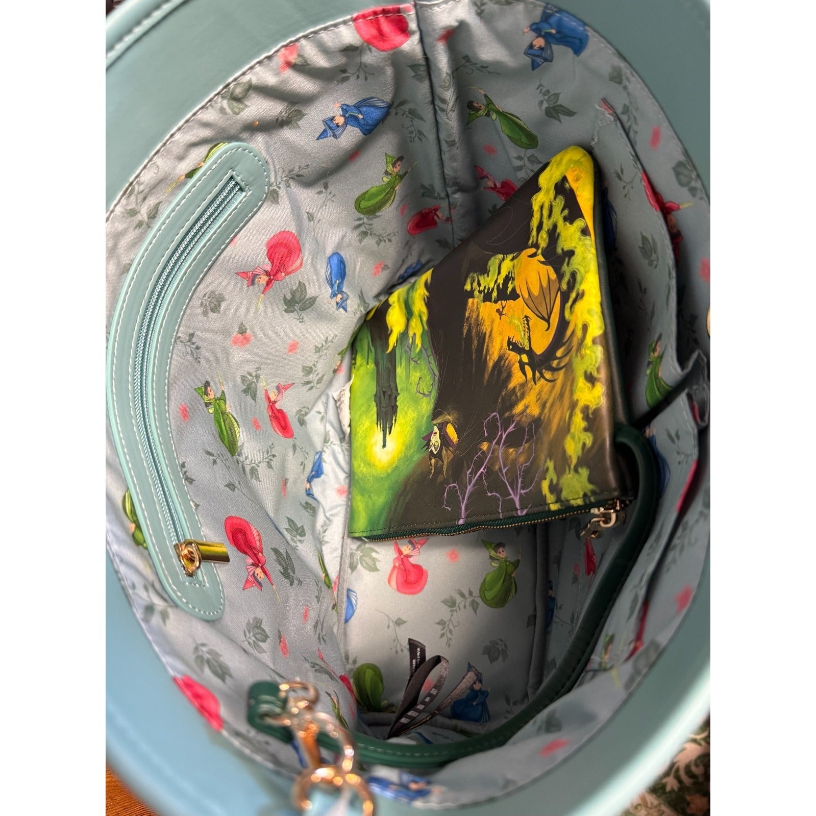 NEW Disney Sleeping beauty hand bag with matching Maleficent change purse