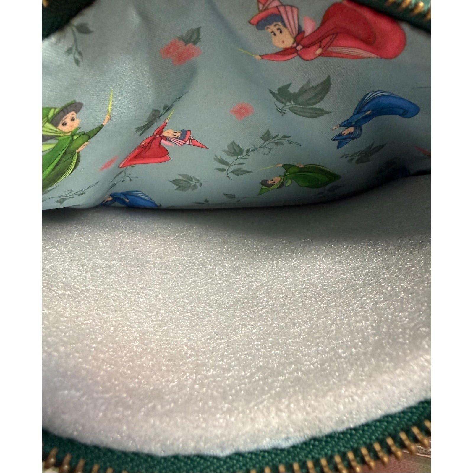 NEW Disney Sleeping beauty hand bag with matching Maleficent change purse