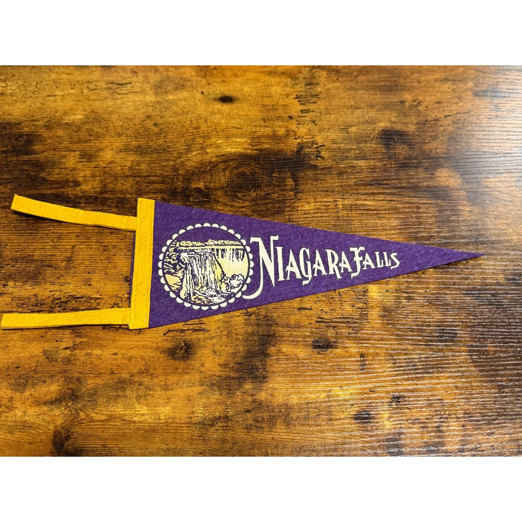 Vintage Niagara Falls pennant