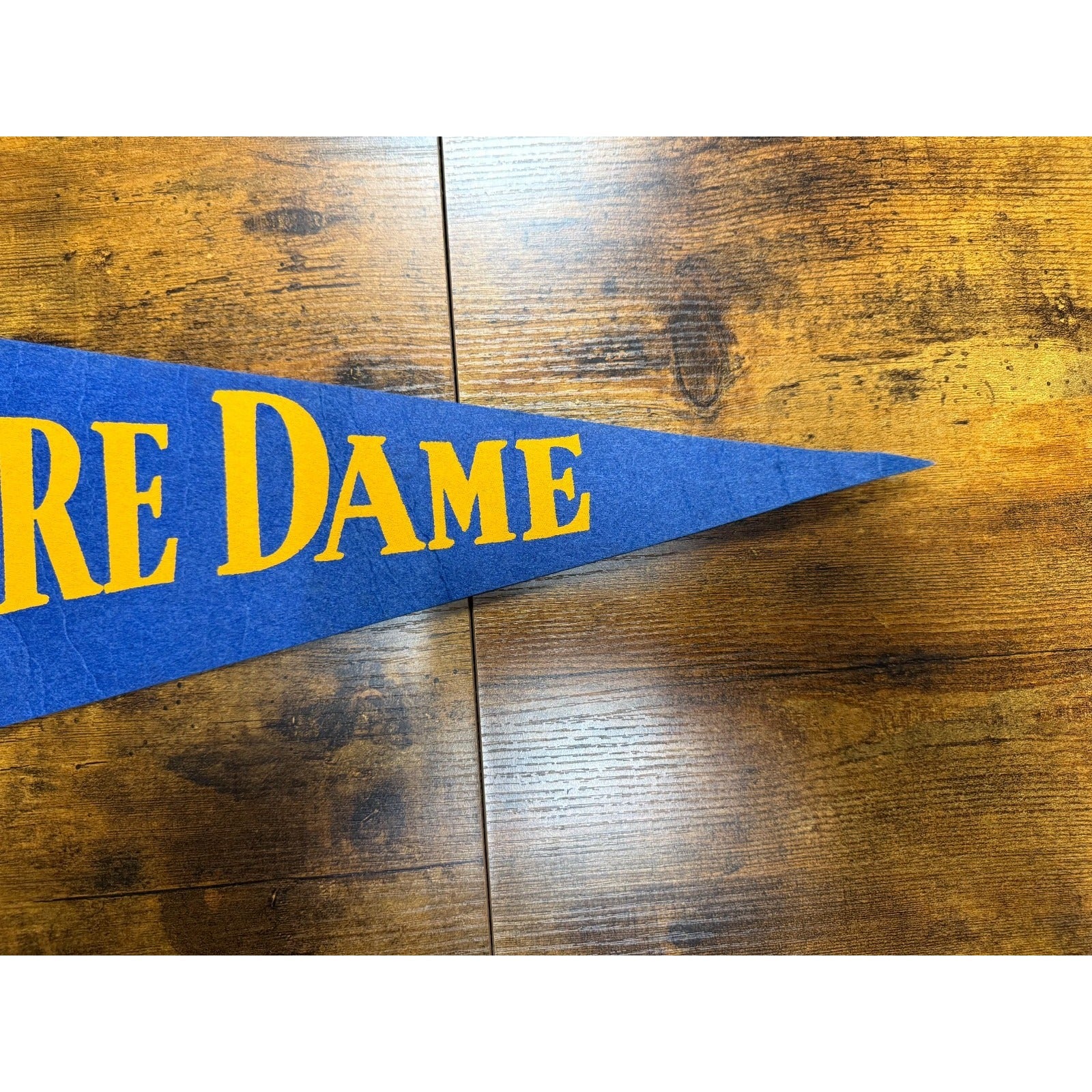 Vintage University of Notre Dame pennant