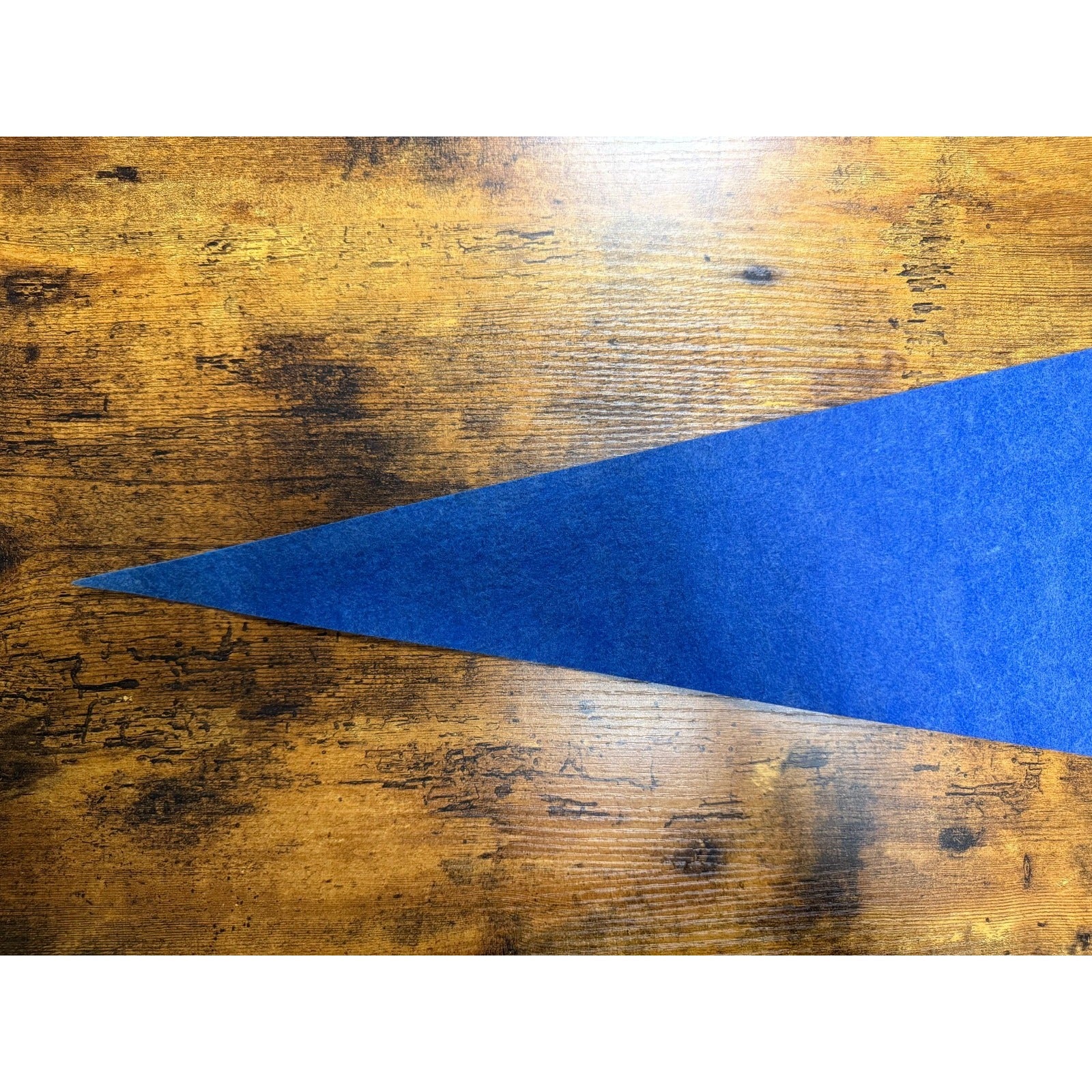 Vintage University of Notre Dame pennant