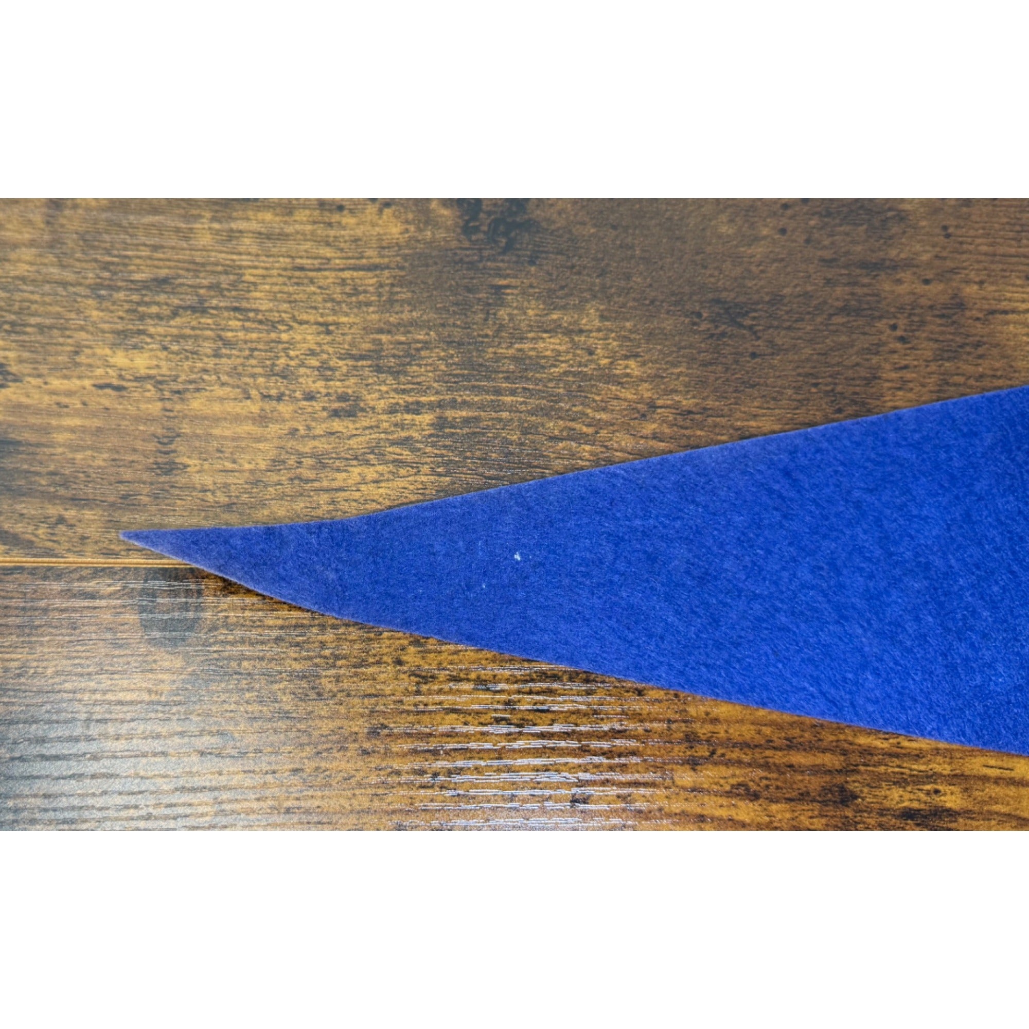 Vintage Williamsburg VA Felt Pennant With Royal Governors Palace Illustration