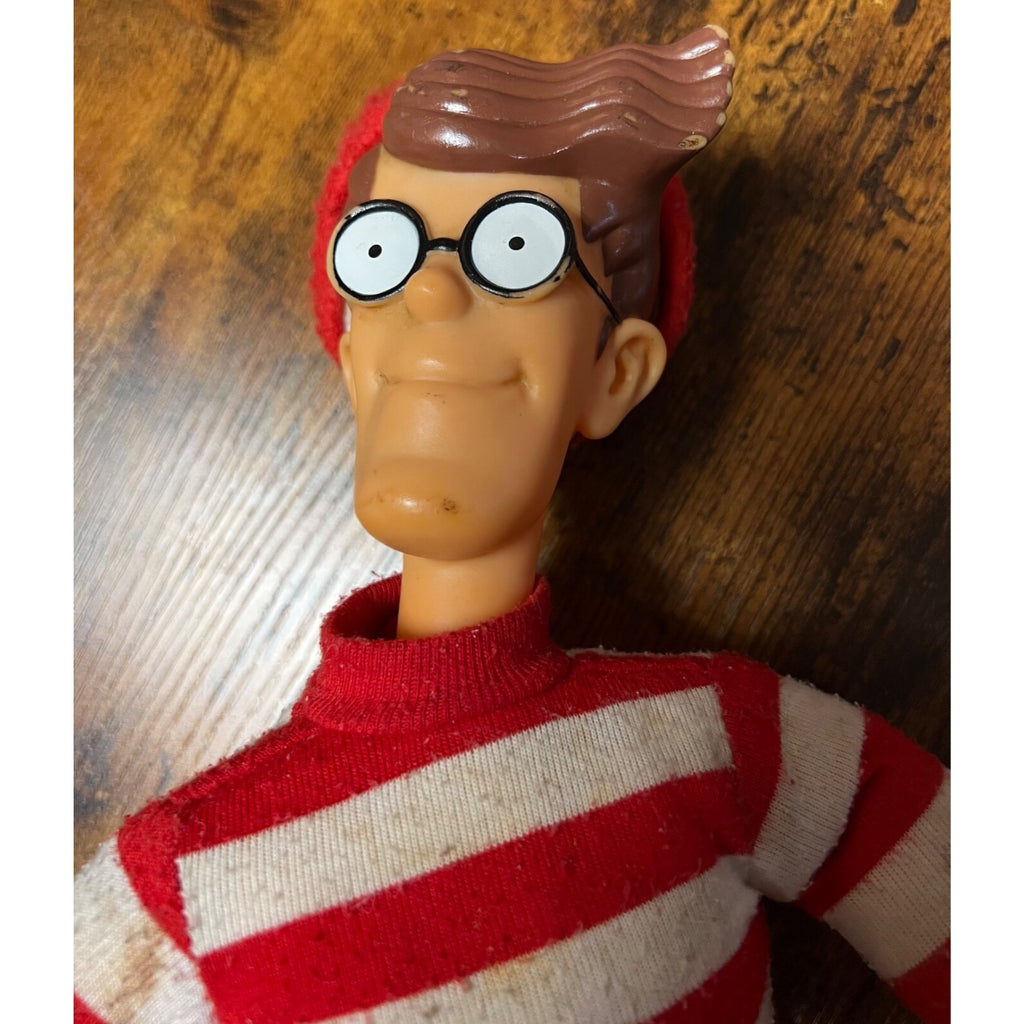 Vintage 1991 Where's Waldo 18" plush