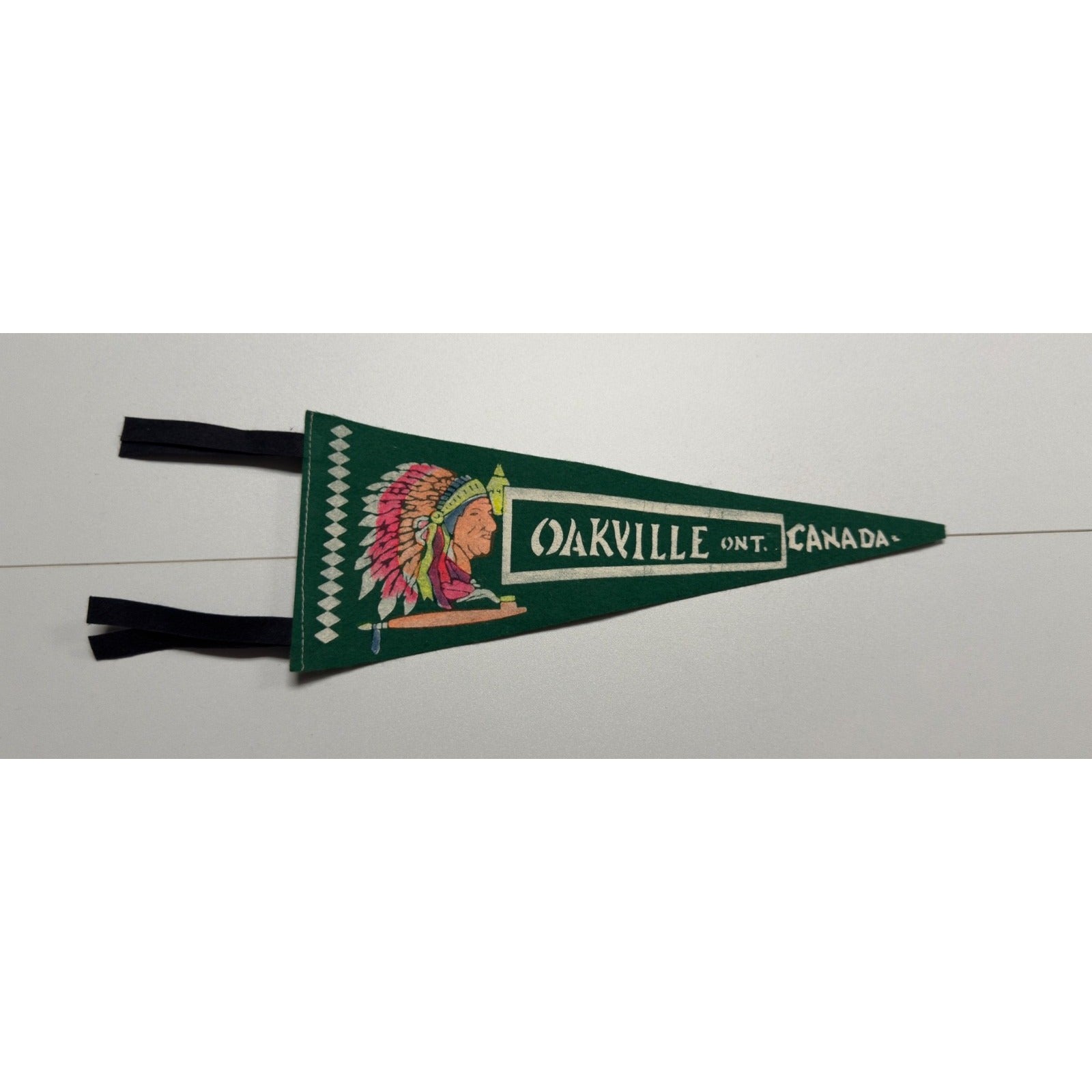 Vintage Oakville Ont., Canada pennant