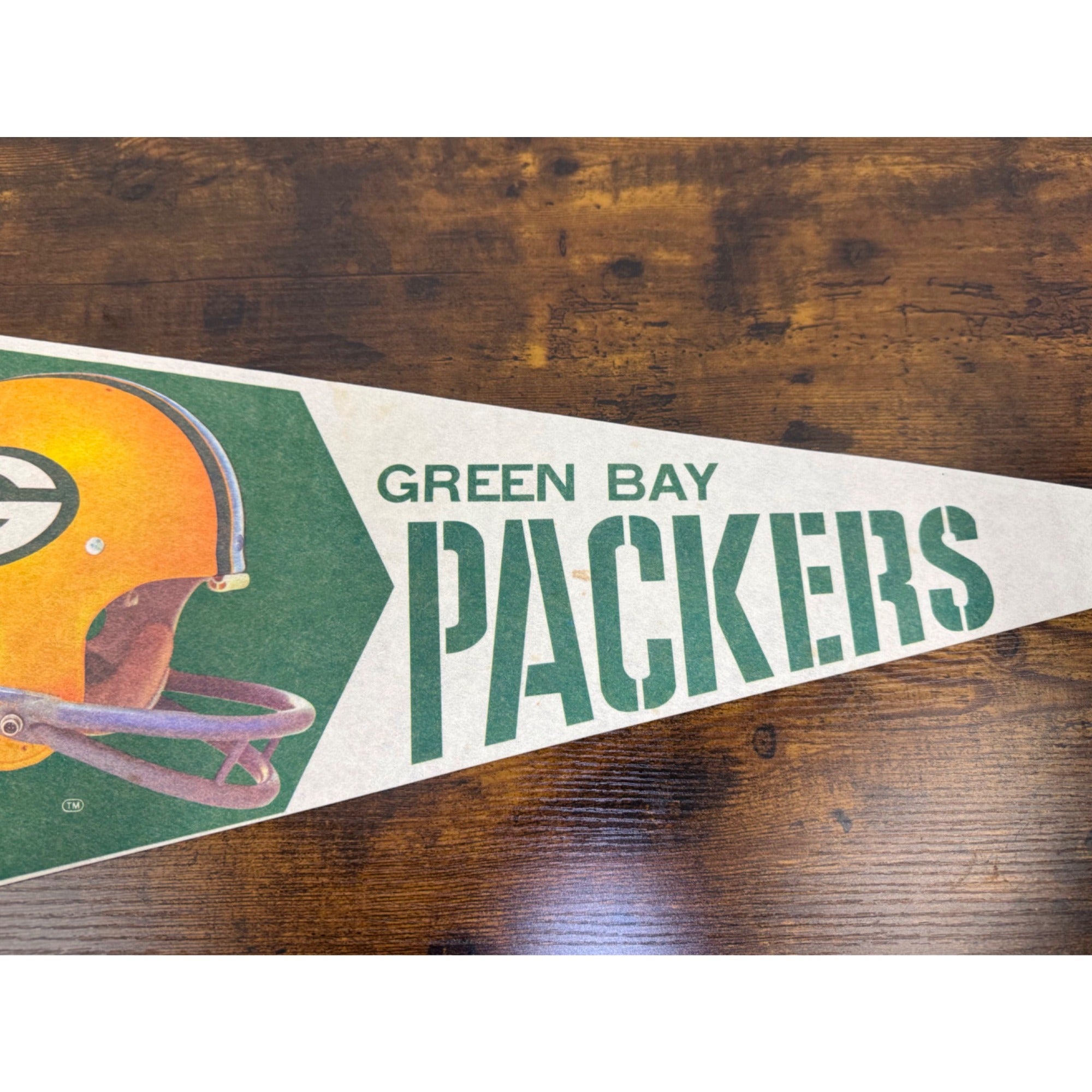 Vintage NFL Green Bay Packers NFL Licensed Pennant With Team Helmet Design