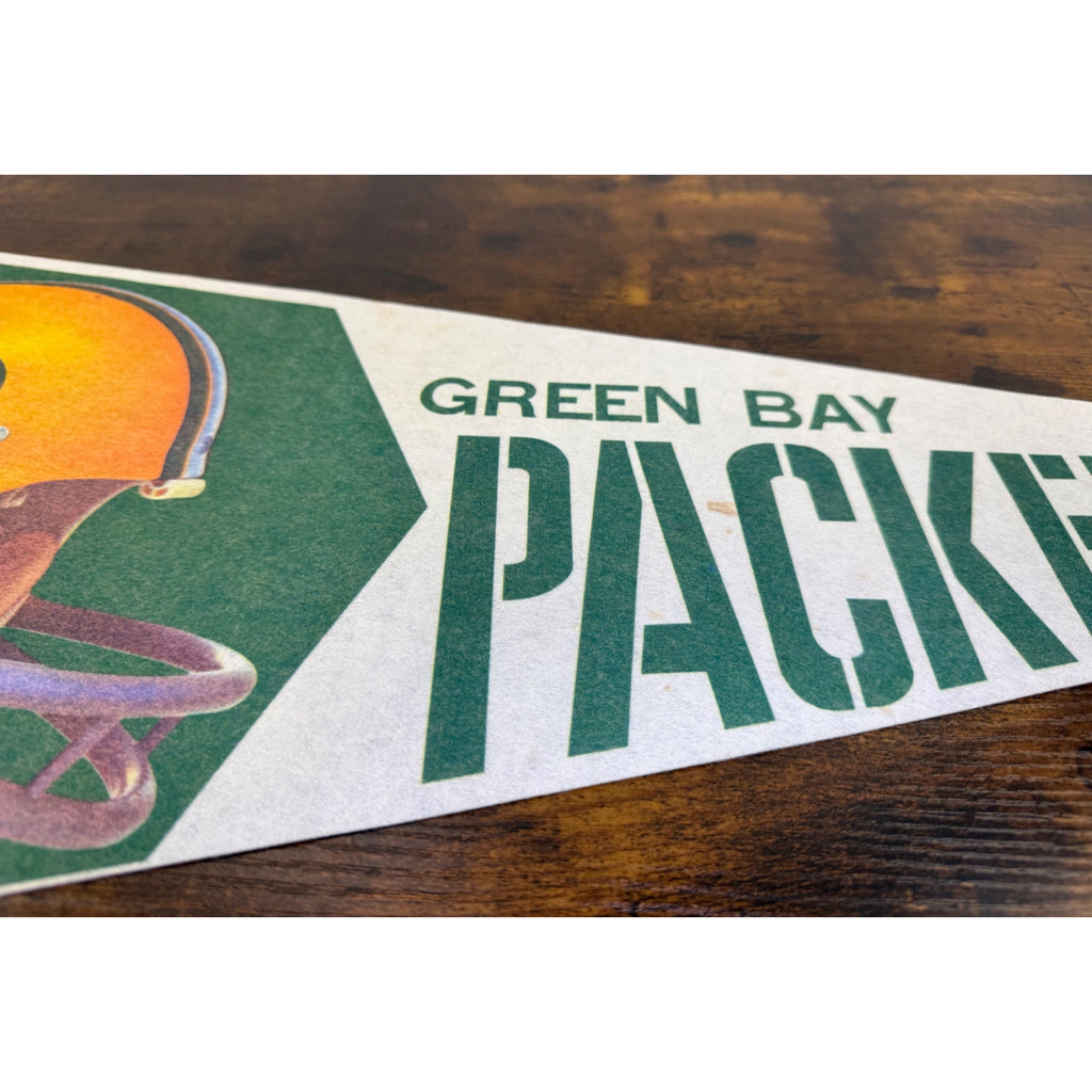 Vintage NFL Green Bay Packers NFL Licensed Pennant With Team Helmet Design