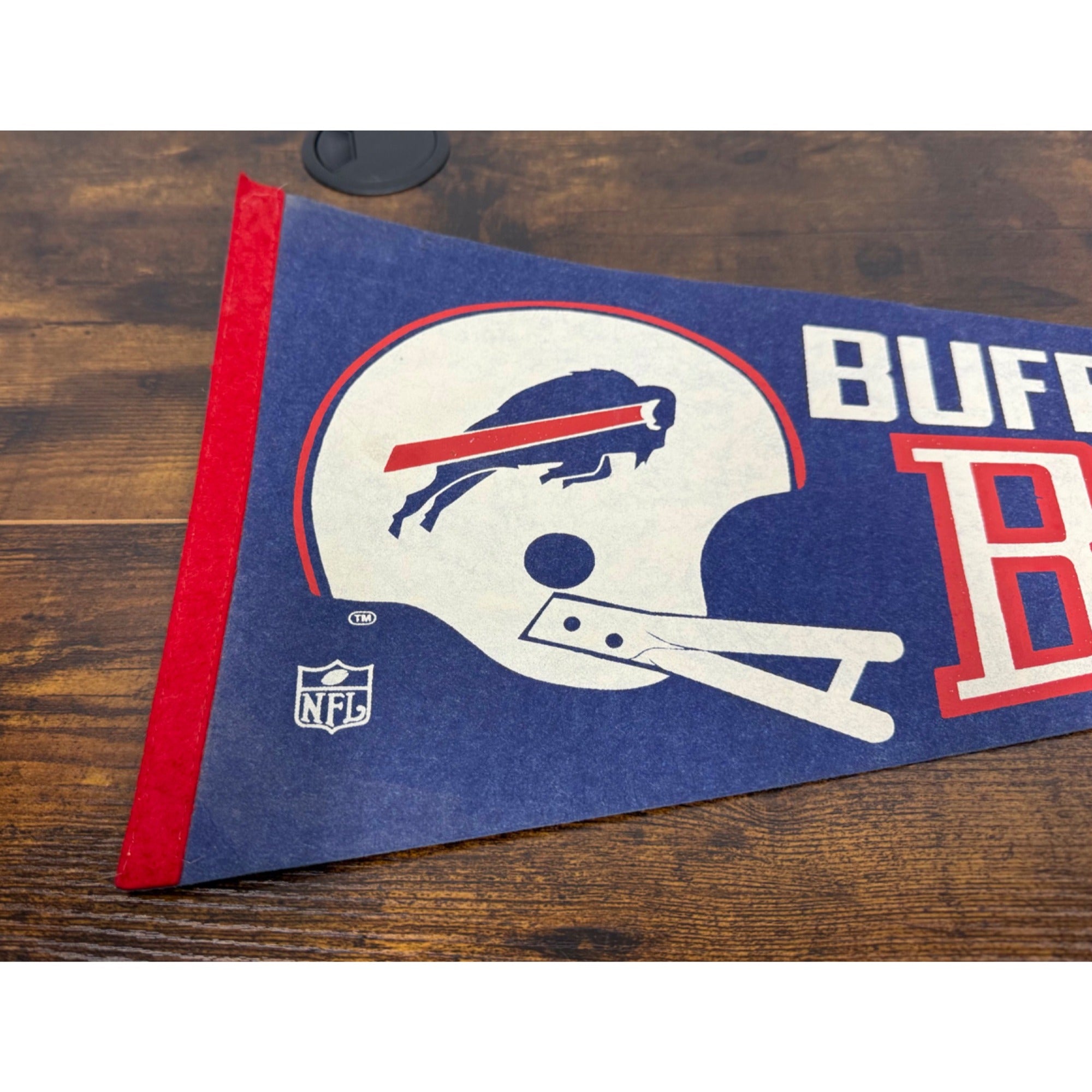 Vintage Buffalo Bills NFL Felt Pennant Sports Memorabilia Blue & Red Helmet Design