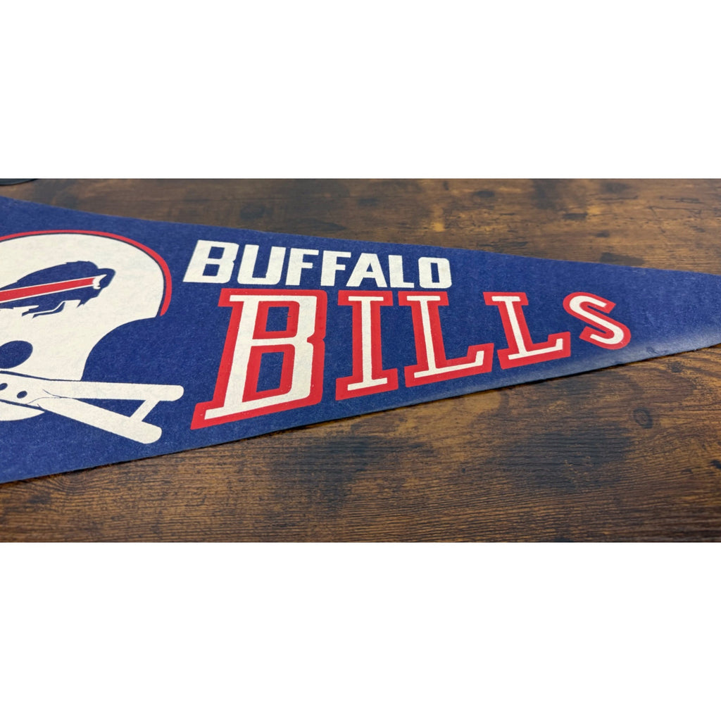 Vintage Buffalo Bills NFL Felt Pennant Sports Memorabilia Blue & Red Helmet Design