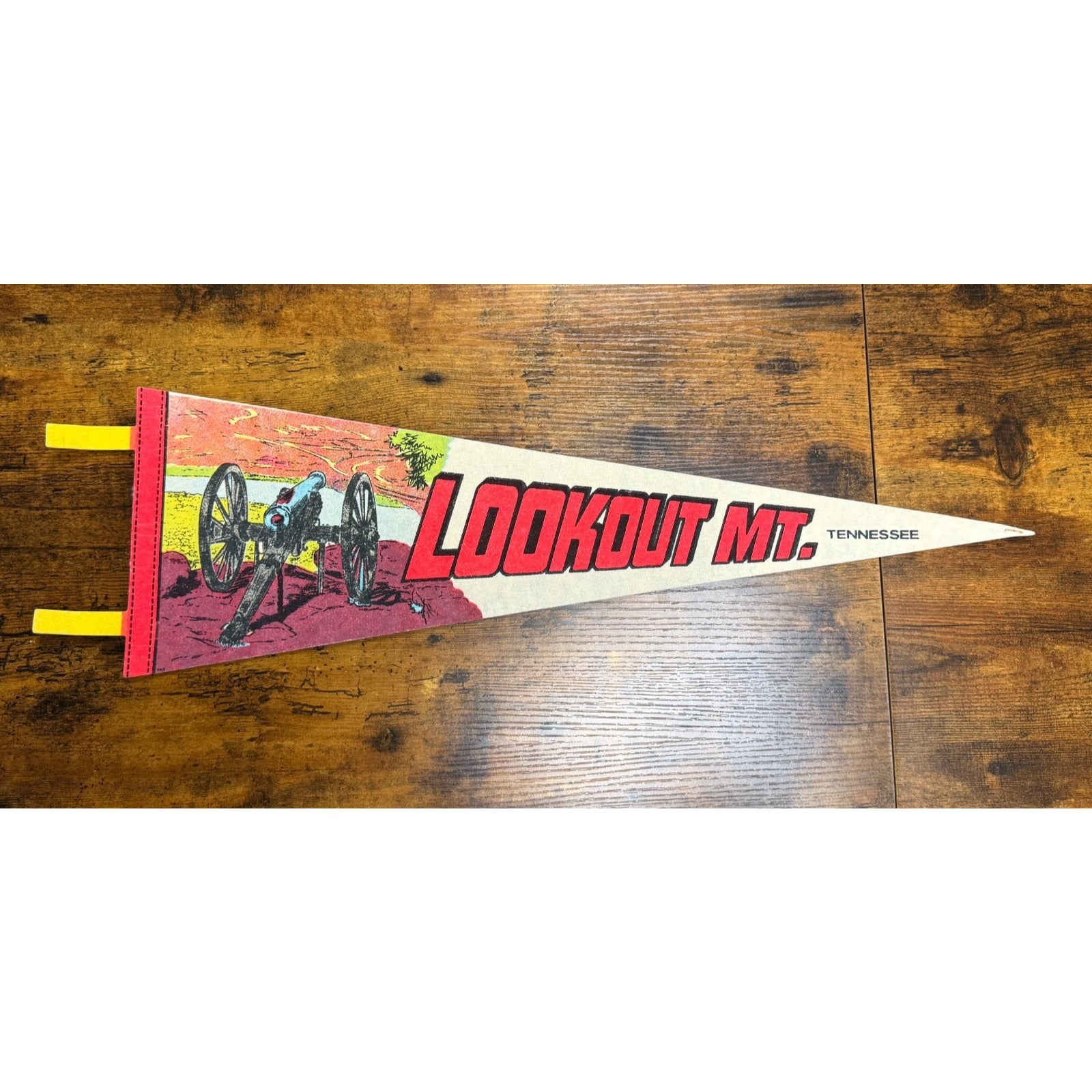 Vintage Lookout Mountain, Tennessee pennant