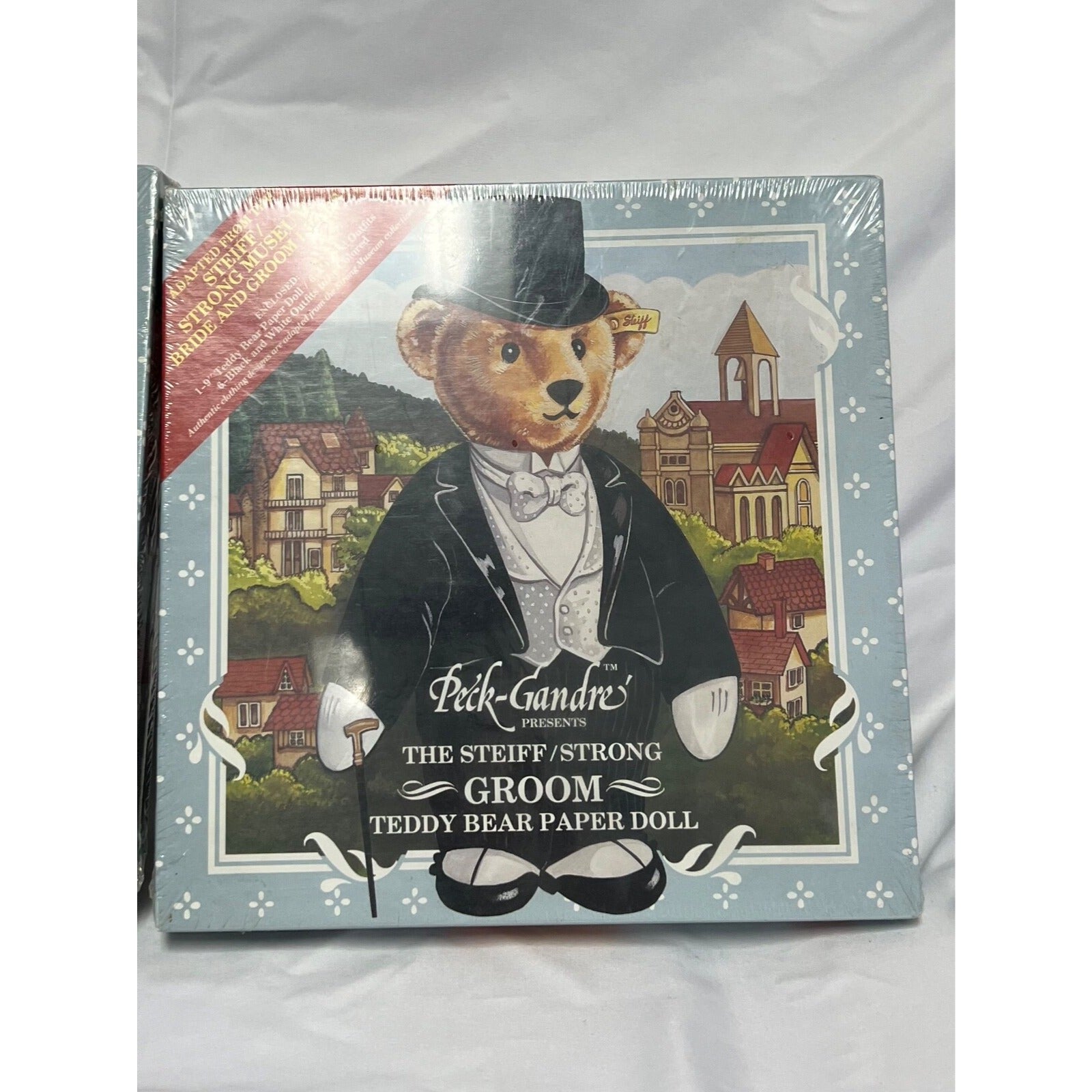 Vintage 1985 Steiff Bride and Groom Teddy Bear paper dolls set NEW