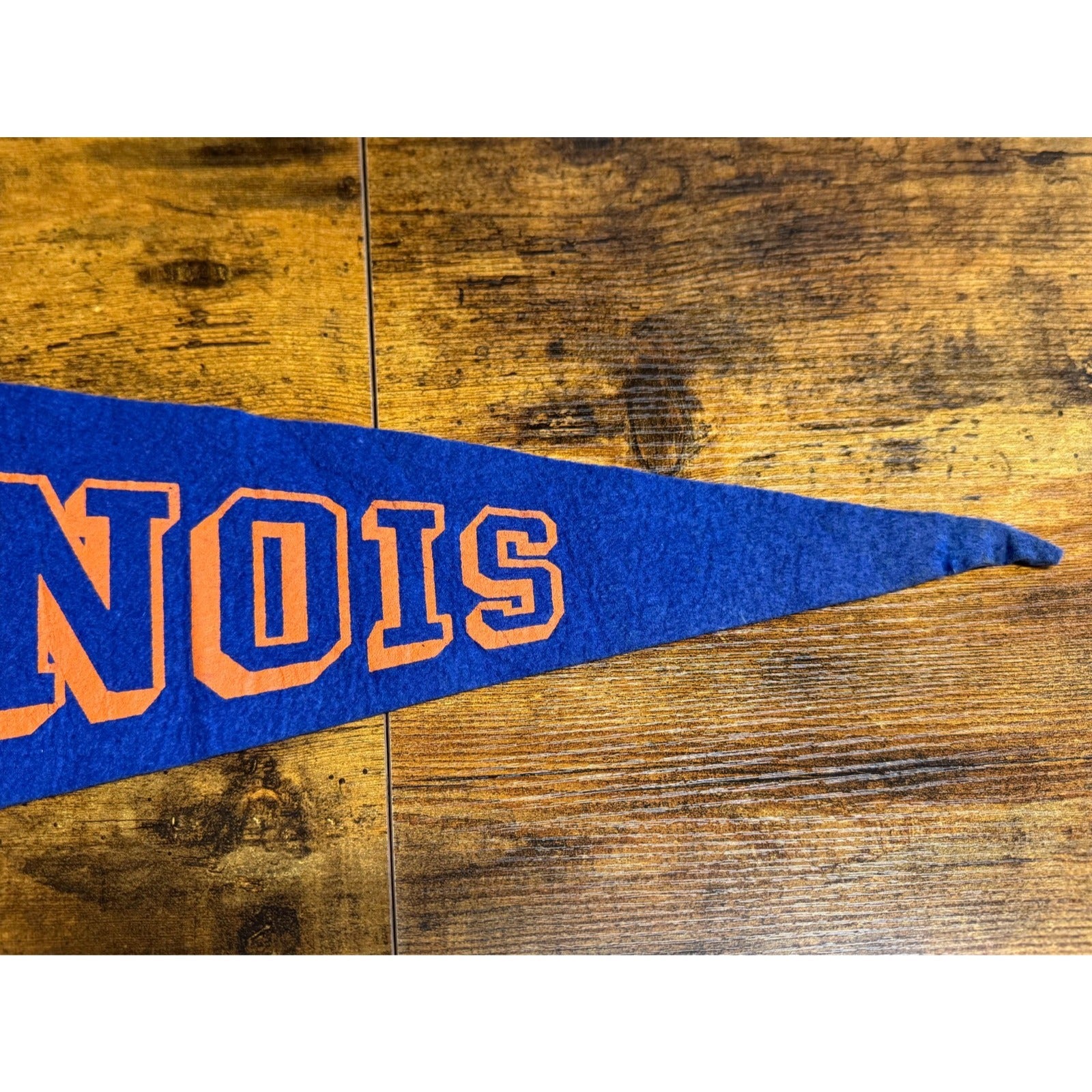 Vintage University of Illinois pennant