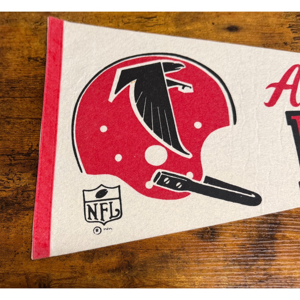 Vintage NFL Atlanta Falcons pennant single bar helmet
