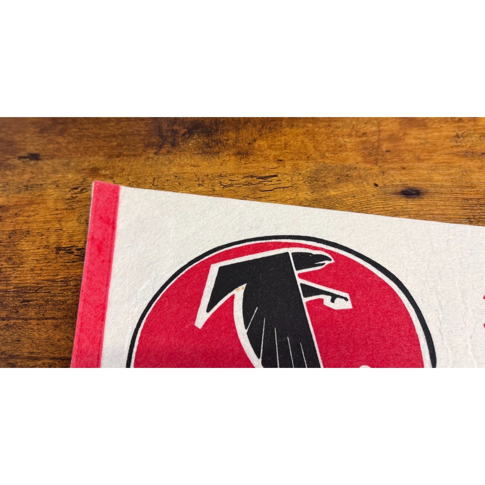 Vintage NFL Atlanta Falcons pennant single bar helmet