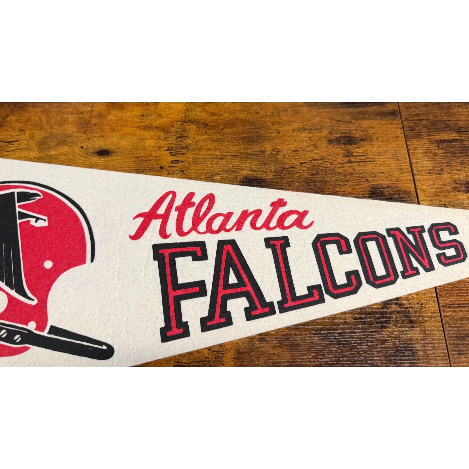 Vintage NFL Atlanta Falcons pennant single bar helmet
